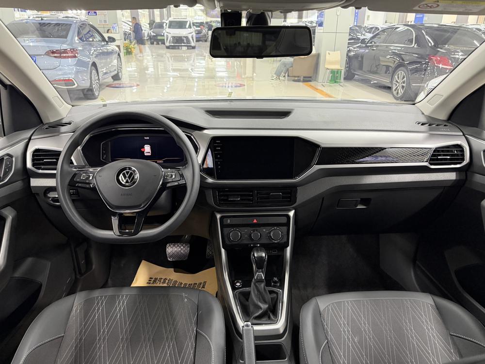 Volkswagen T-Cross 2023 #8 Volkswagen T-Cross 2023 immagine di auto #8