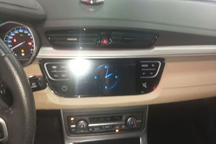 GEELY Emgrand 2018 #17 GEELY Emgrand 2018 car image #17