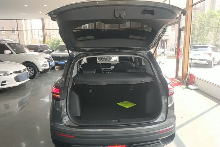 GEELY Coolray 2024 car image #19