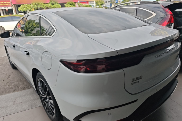 2022 car image #5