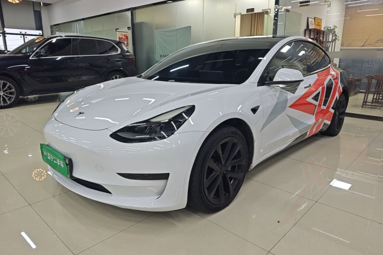 Tesla Model 3 2021 #2 Tesla Model 3 2021 car image #2