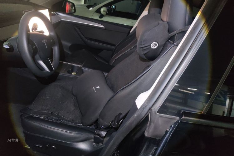 Tesla Model Y 2023 #17 Tesla Model Y 2023 car image #17