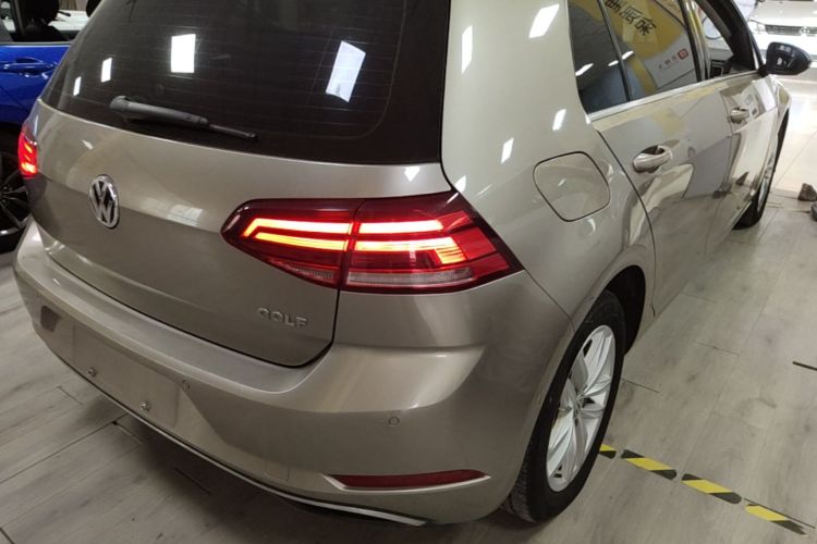Volkswagen Golf 2019 #8 Volkswagen Golf 2019 car image #8