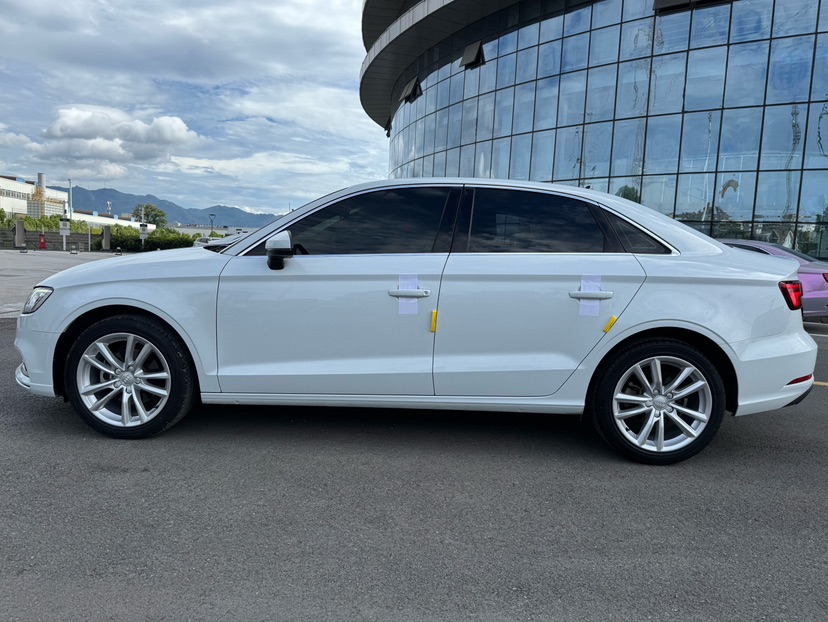 Audi A3 2018 car image #7