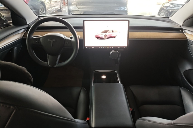 Tesla Model 3 2023 #10 Tesla Model 3 2023 car image #10