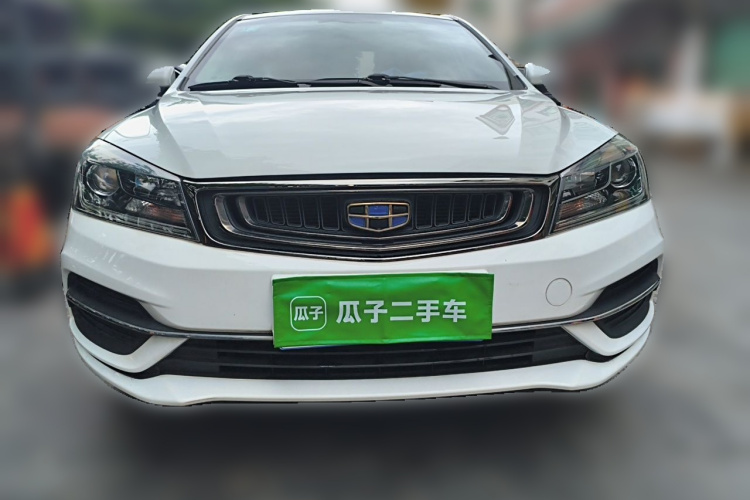 GEELY Emgrand 2019 car image #3