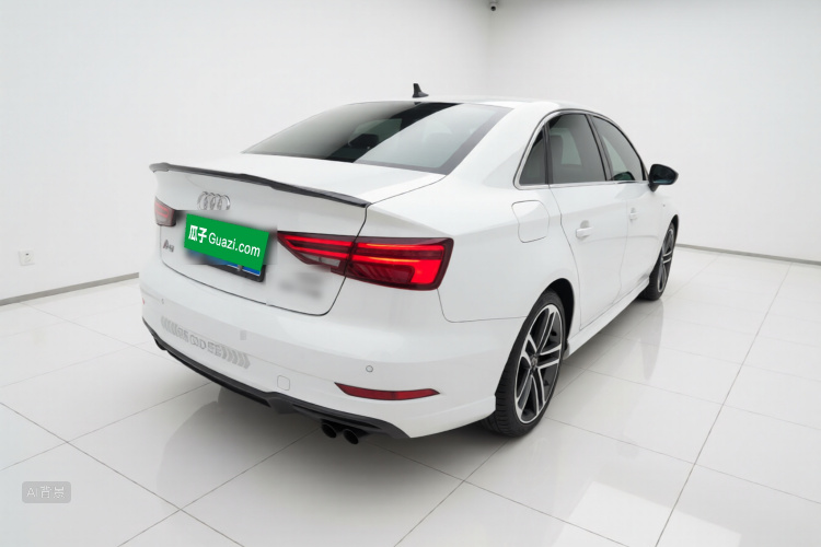 Audi A3 2019 car image #7