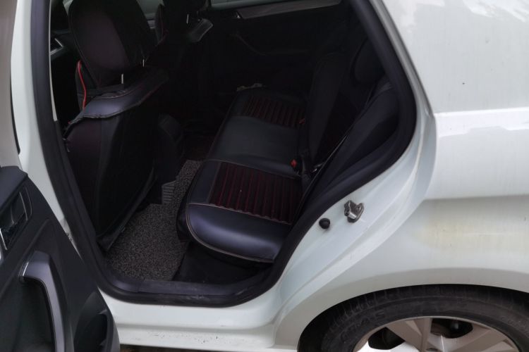 Volkswagen Bora 2015 #10 Volkswagen Bora 2015 изображение автомобиля #10