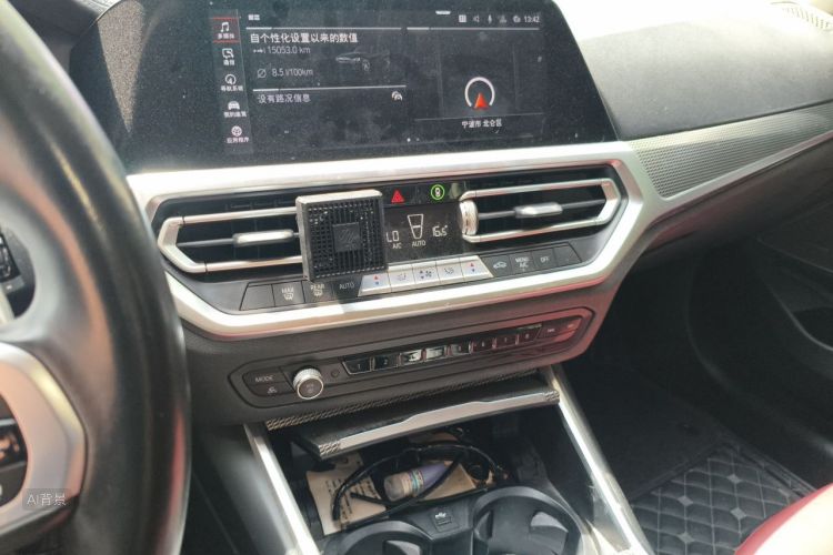 BMW 3 Series 2021 car image #15