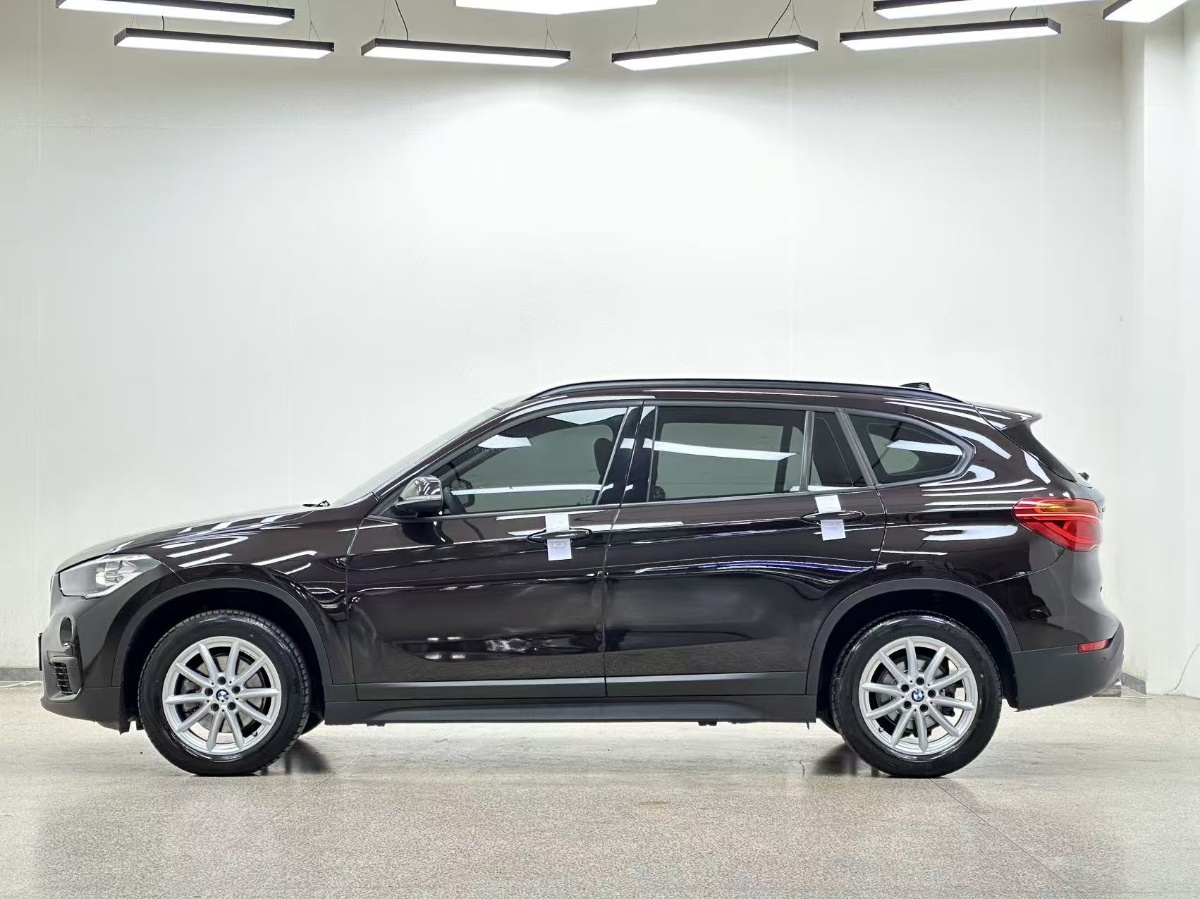 BMW X1 2019 #13 BMW X1 2019 صورة سيارة #13
