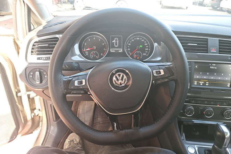 Volkswagen Golf 2017 #11 Volkswagen Golf 2017 car image #11