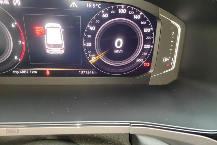 Volkswagen Tharu 2019 car image #14