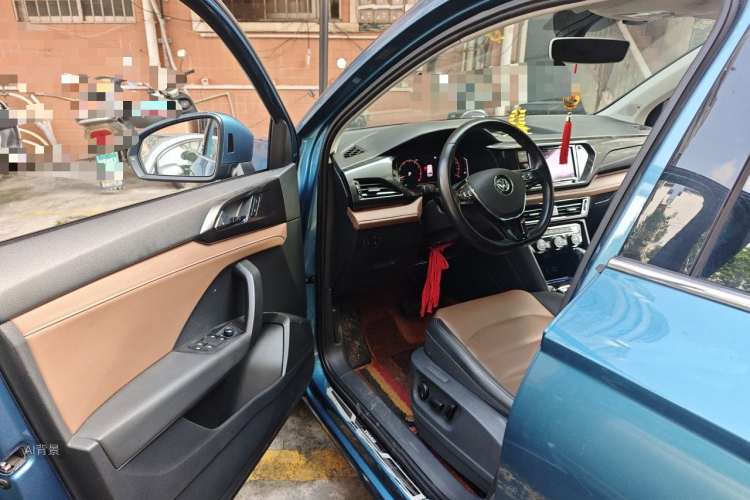Volkswagen Tharu 2019 car image #18