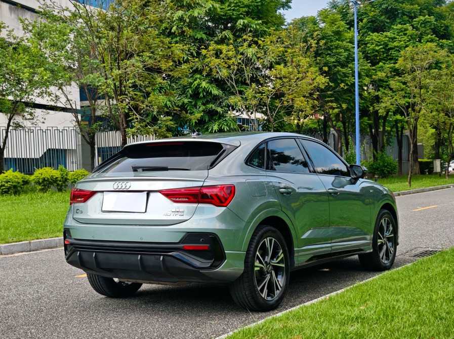 Audi Q3 Sportback 2022 #8 Audi Q3 Sportback 2022 car image #8