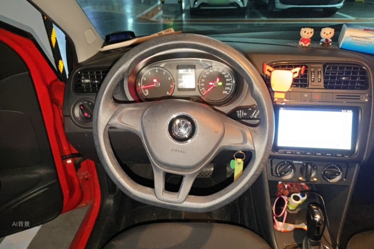 Volkswagen Polo 2016 car image #12