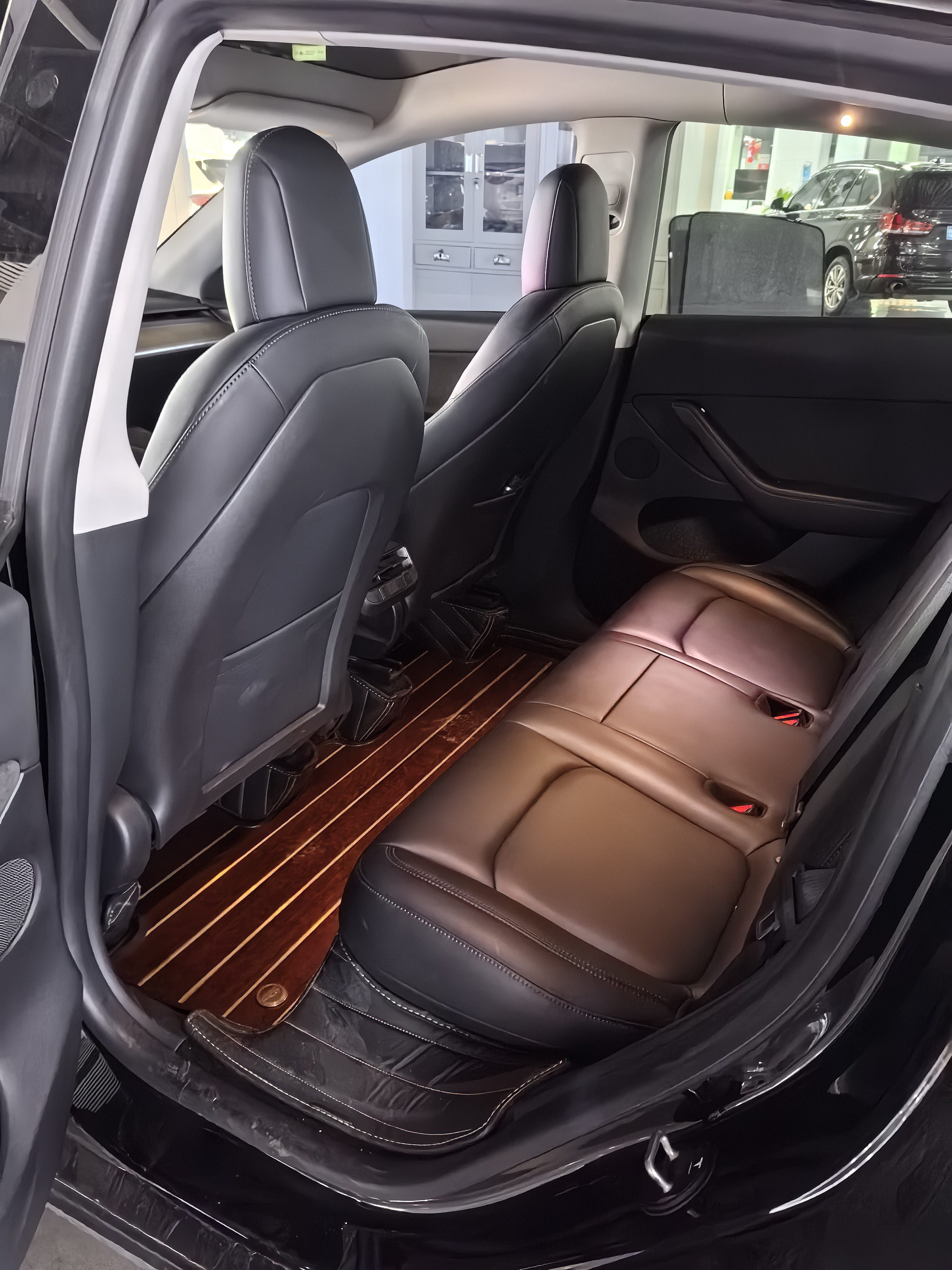 Tesla Model Y 2022 #6 Tesla Model Y 2022 car image #6