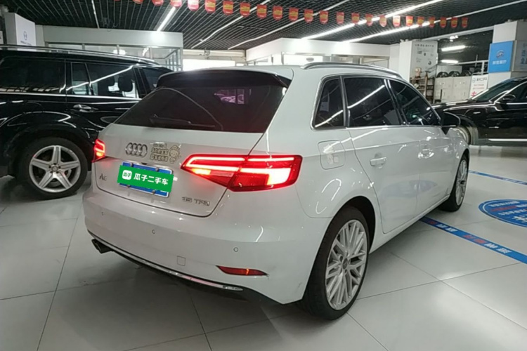 Audi A3 2017 car image #7