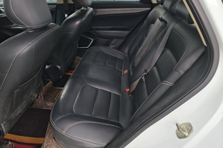 GEELY Emgrand GL 2019 #17 GEELY Emgrand GL 2019 immagine di auto #17