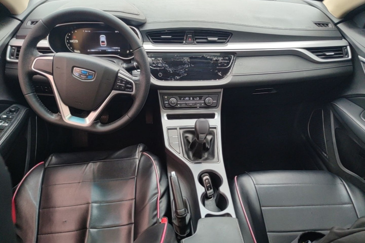 GEELY Emgrand 2018 #10 GEELY Emgrand 2018 car image #10