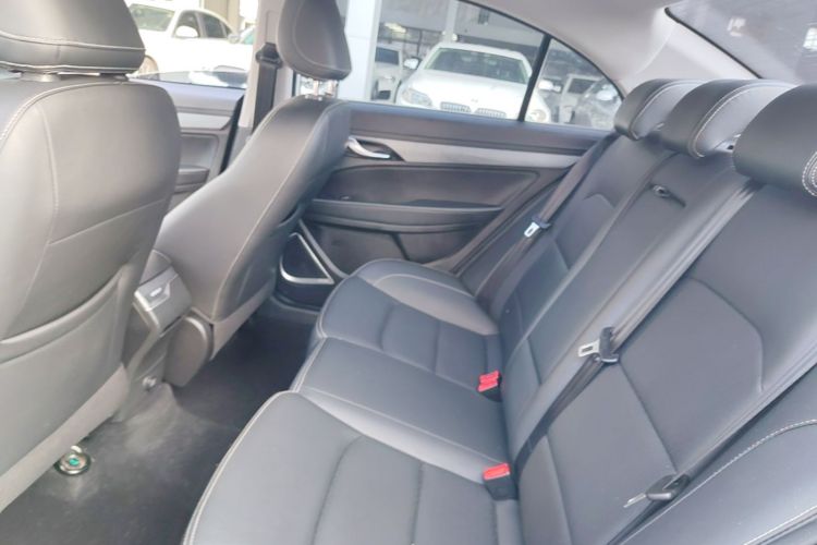 GEELY Emgrand 2021 #17 GEELY Emgrand 2021 car image #17