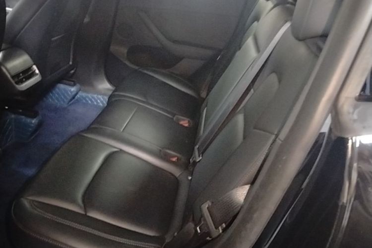 Tesla Model Y 2022 #17 Tesla Model Y 2022 car image #17
