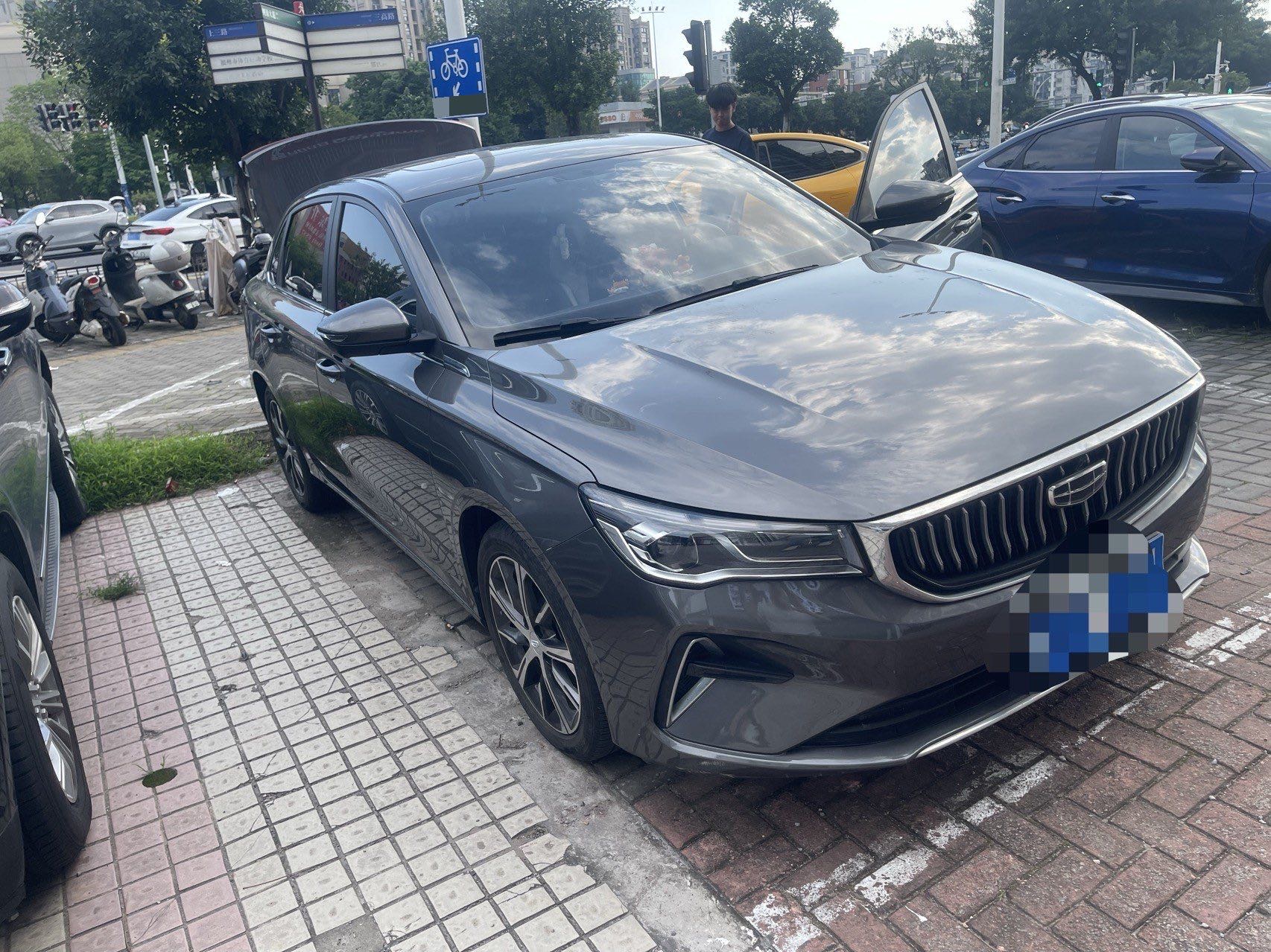 GEELY Emgrand 2023 #3 GEELY Emgrand 2023 car image #3