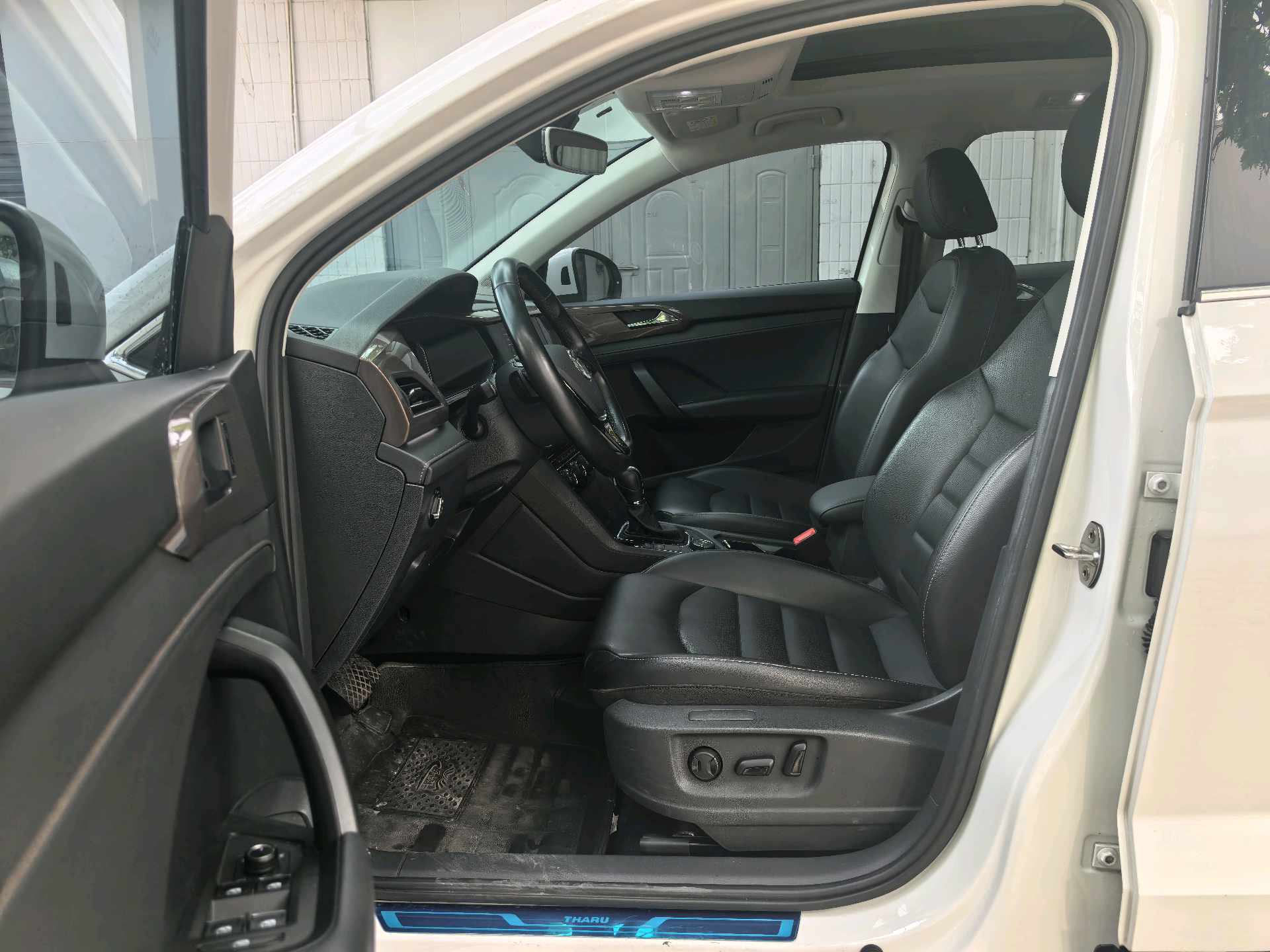 Volkswagen Tharu 2020 immagine di auto #7