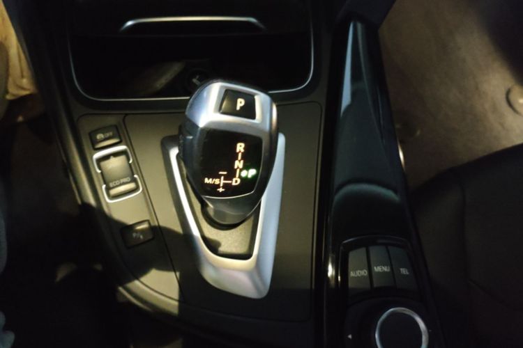 BMW 3 Series 2017 #14 BMW 3 Series 2017 car image #14