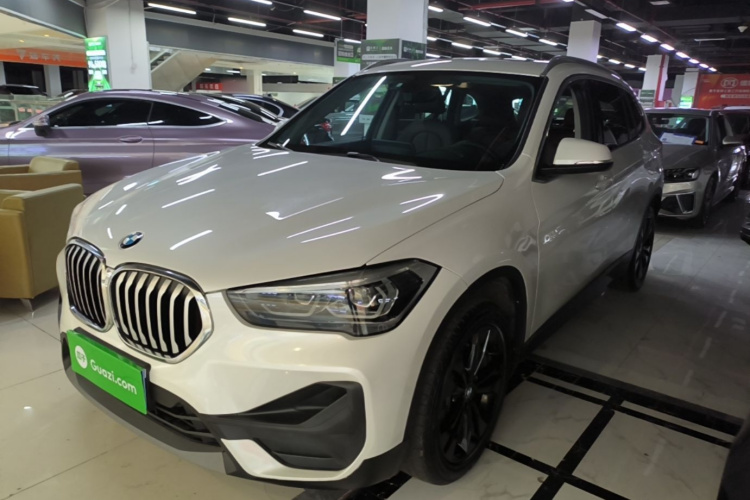 BMW X1 2021 #2 BMW X1 2021 car image #2