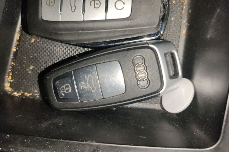 Audi A3 2021 immagine di auto #14