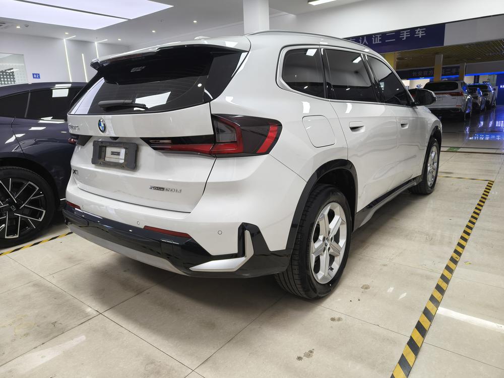 BMW X1 2023 car image #6