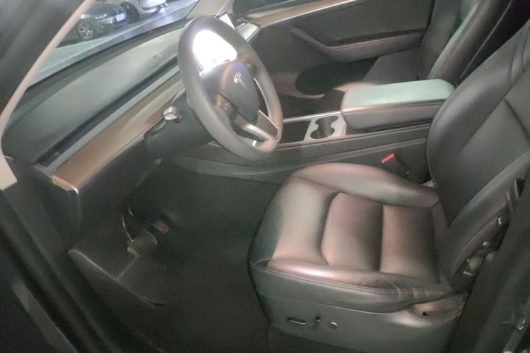 Tesla Model Y 2021 #26 Tesla Model Y 2021 immagine di auto #26