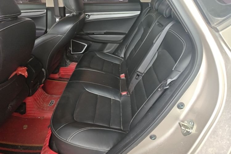 GEELY Emgrand GS 2019 #17 GEELY Emgrand GS 2019 car image #17
