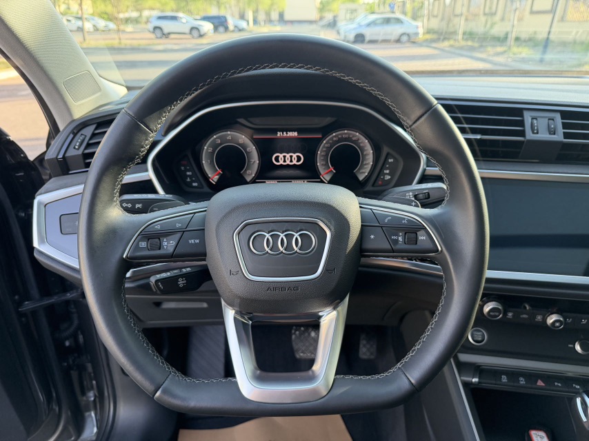 Audi Q3 2022 #12 Audi Q3 2022 car image #12