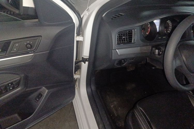 Volkswagen Lavida 2019 #9 Volkswagen Lavida 2019 car image #9