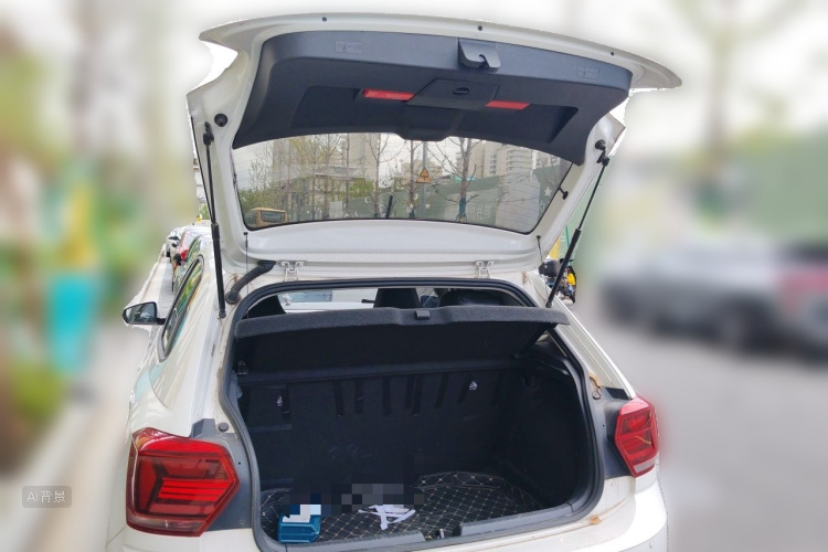 Volkswagen Polo 2021 car image #21