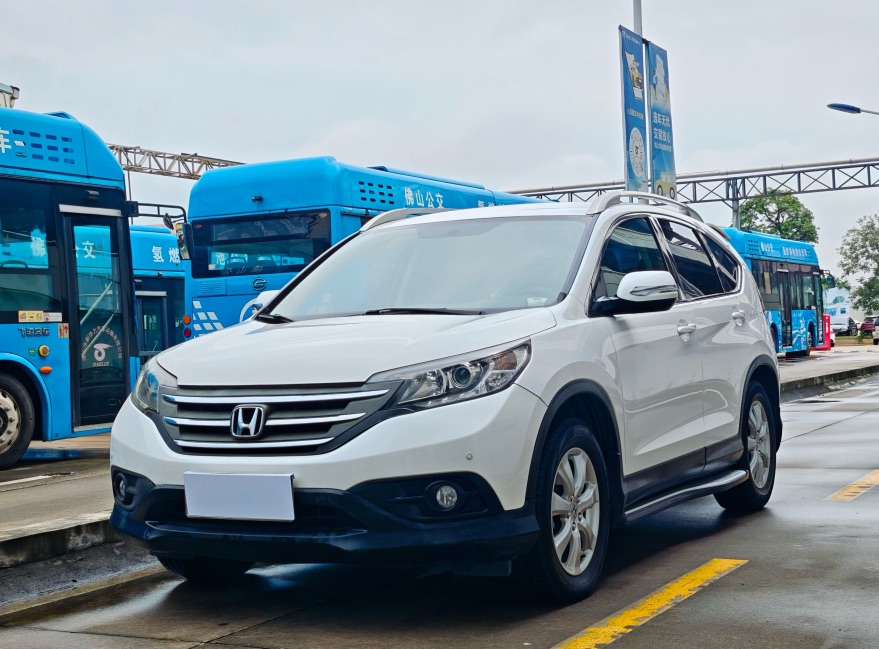 Honda CR-V 2015 Honda CR-V 2015 car image