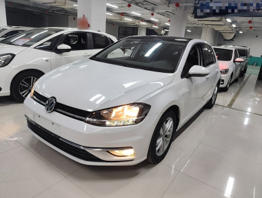 Volkswagen Golf 2018 Volkswagen Golf 2018 car image