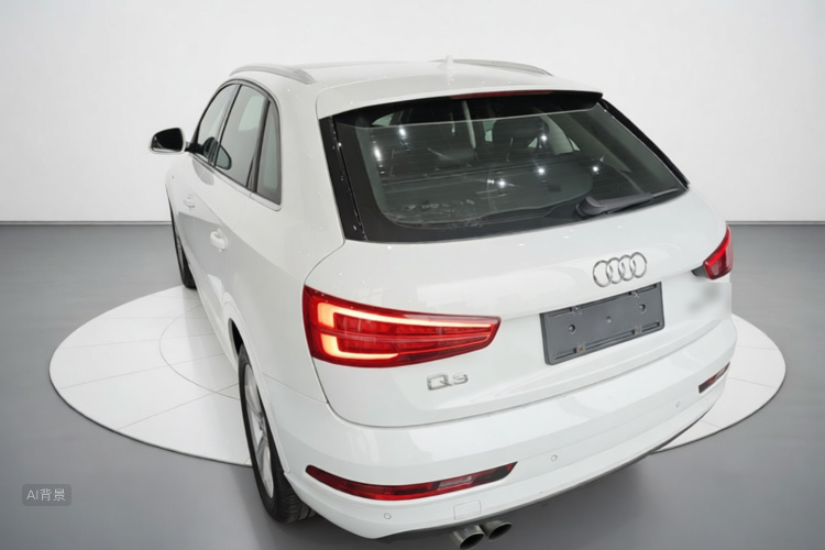Audi Q3 2017 car image #5