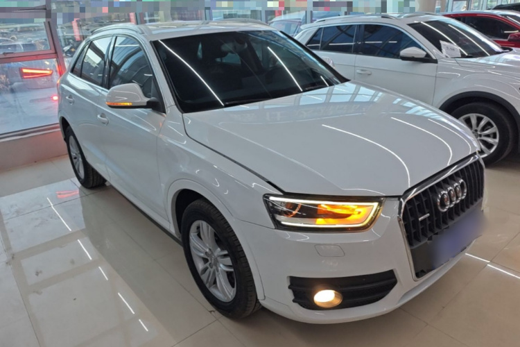 Audi Q3 2015 #4 Audi Q3 2015 car image #4