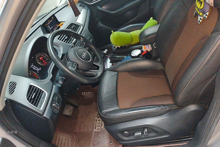 Audi Q3 2019 immagine di auto #17