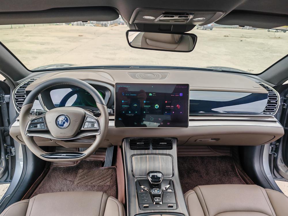 BYD Han 2021 car image #10