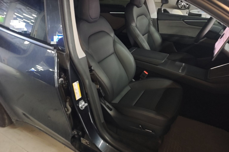 Tesla Model Y 2025 #24 Tesla Model Y 2025 car image #24