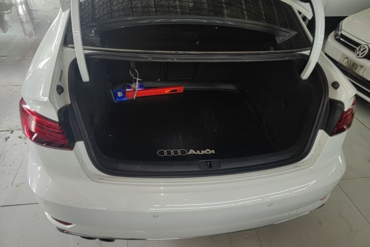 Audi A3 2020 car image #19