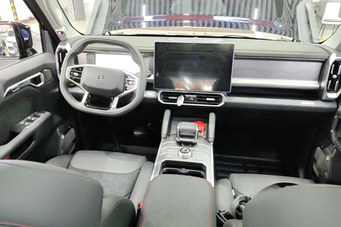 Jetour Traveller 2024 car image #15