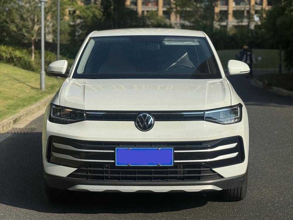Volkswagen Tharu 2025 #2 Volkswagen Tharu 2025 car image #2