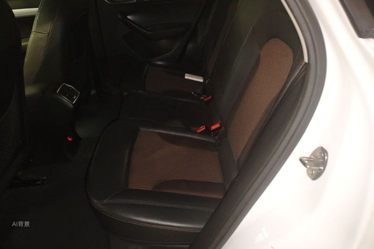Audi Q3 2017 #19 Audi Q3 2017 car image #19