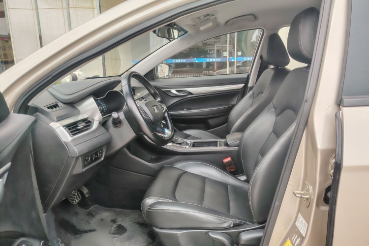 GEELY Emgrand 2019 #11 GEELY Emgrand 2019 car image #11