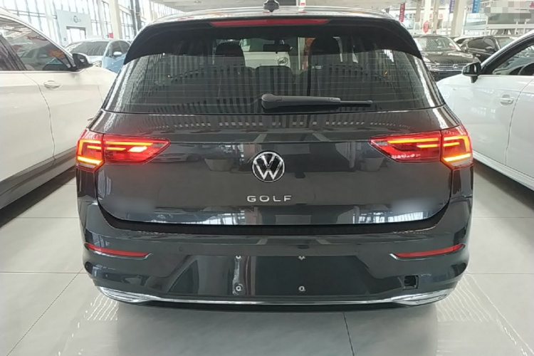 Volkswagen Golf 2021 #6 Volkswagen Golf 2021 car image #6