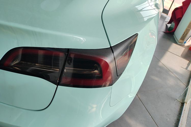 Tesla Model 3 2021 car image #8